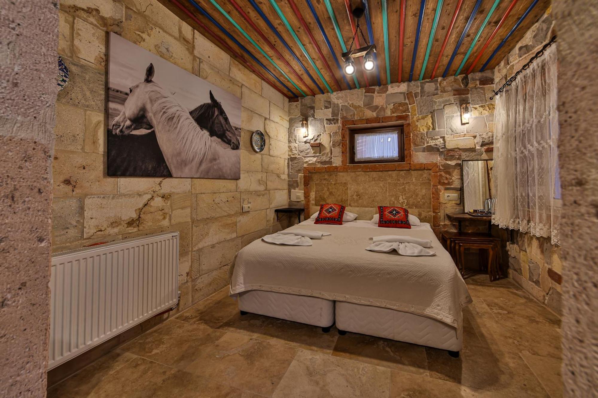 Luwian Stone House Hotel Göreme Ngoại thất bức ảnh